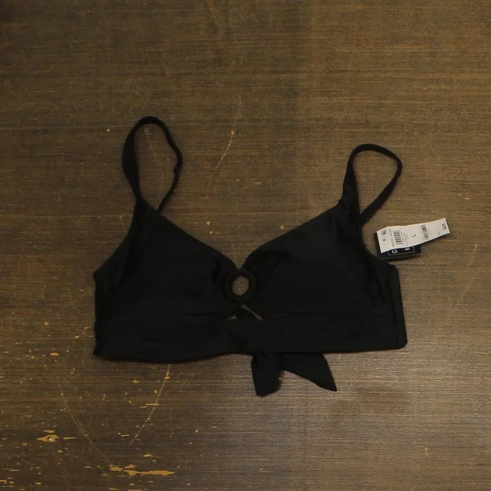 NWT Bar III Womens Resort Solids Keyhole Bikini Top Crossover MBRS24101 Black L